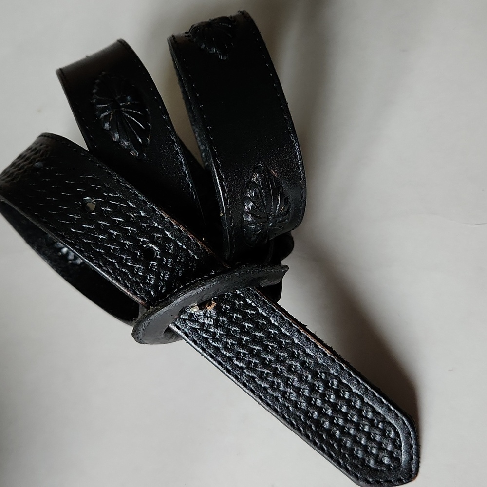 Elegant Black Genuine Leather Belt
